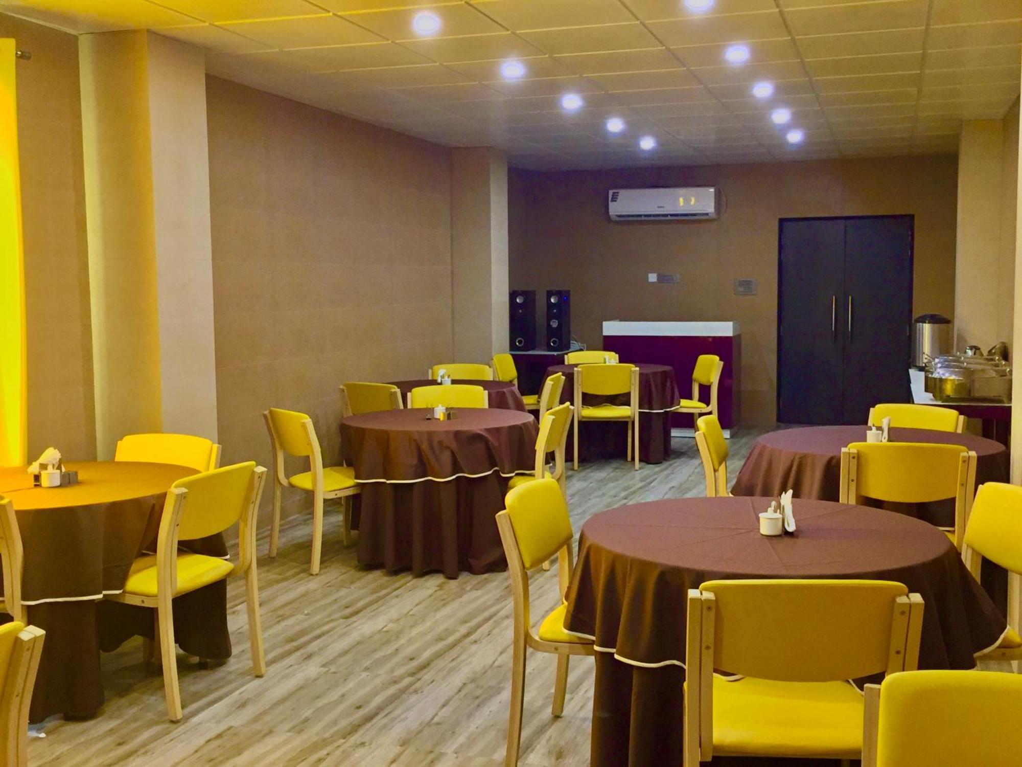 Ace Prime Hotel Greater Noida Extérieur photo