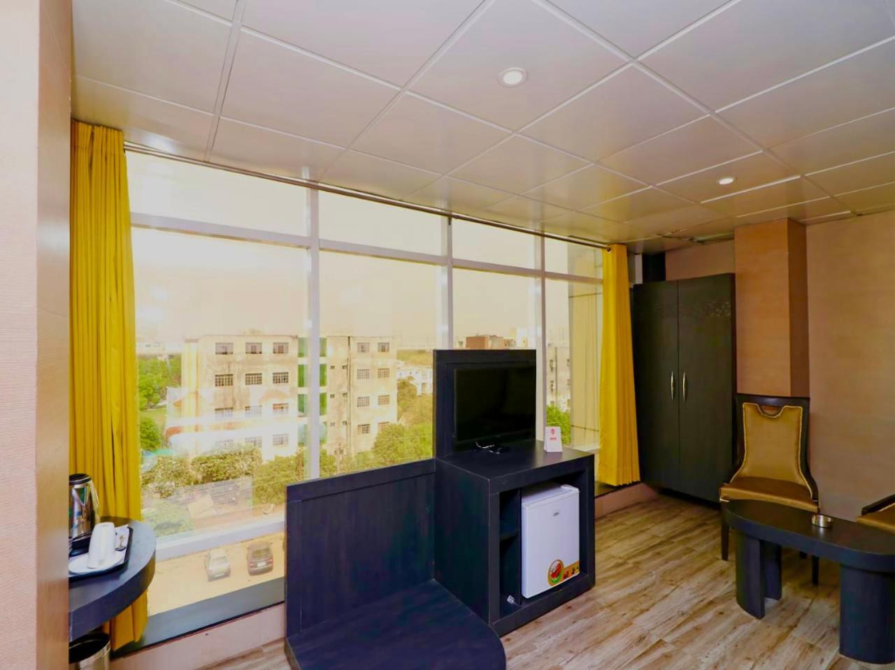 Ace Prime Hotel Greater Noida Extérieur photo