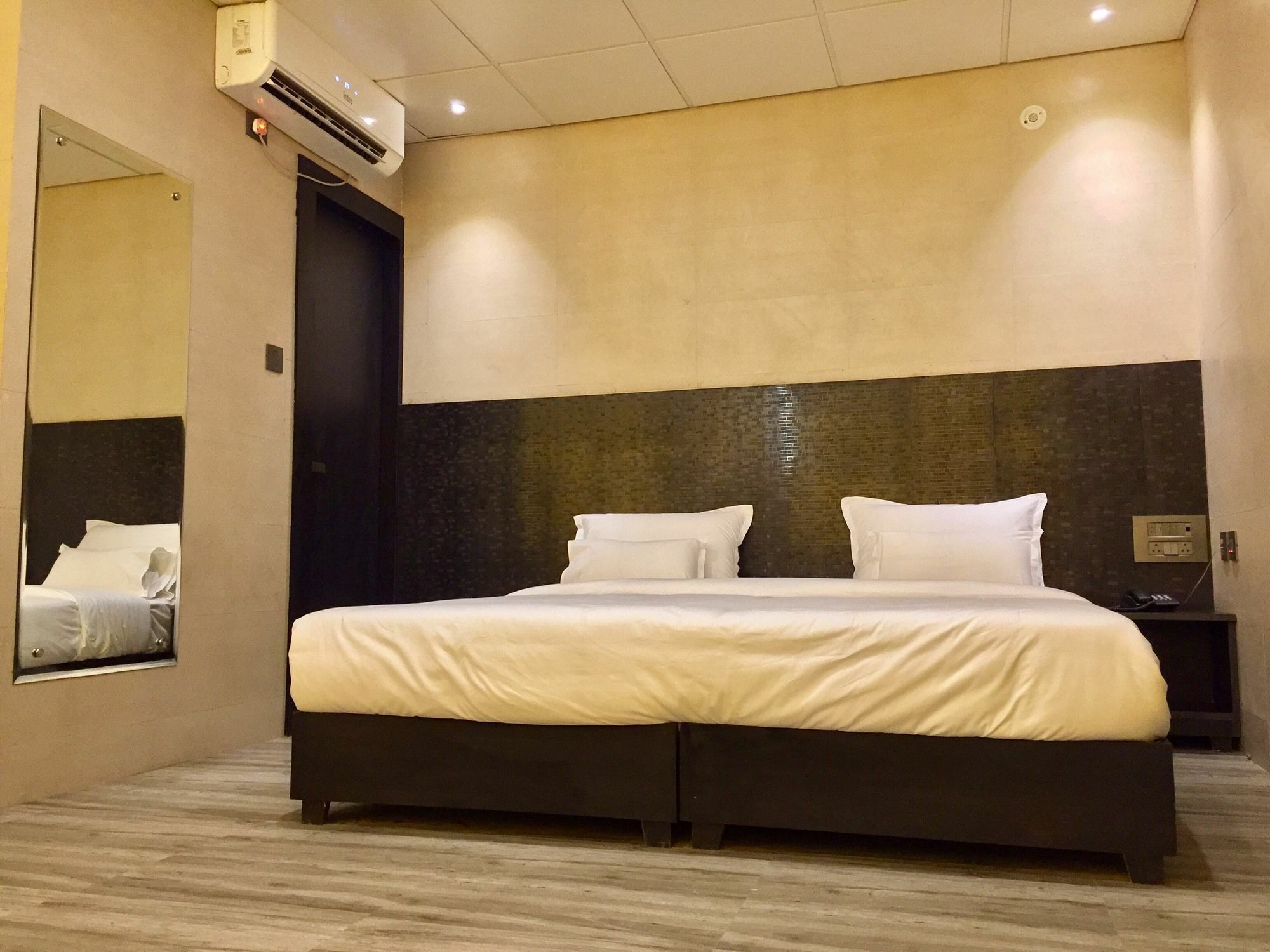 Ace Prime Hotel Greater Noida Extérieur photo